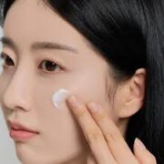 TONE BRIGHTENING CREAM 75ML - Imagen 4