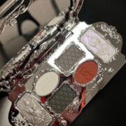 Flower Knows Black Swan Makeup Palette - Imagen 7